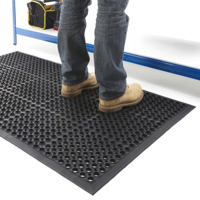 anti-slip ramp mats