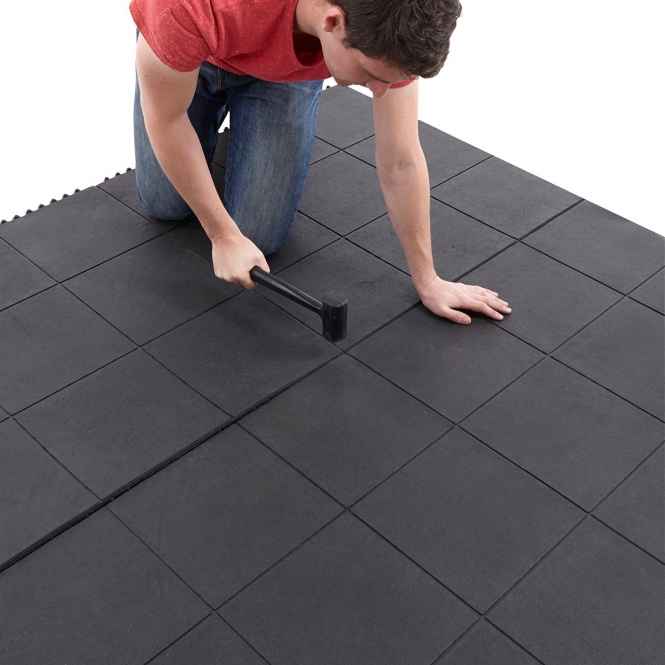 interlocking rubber tiles